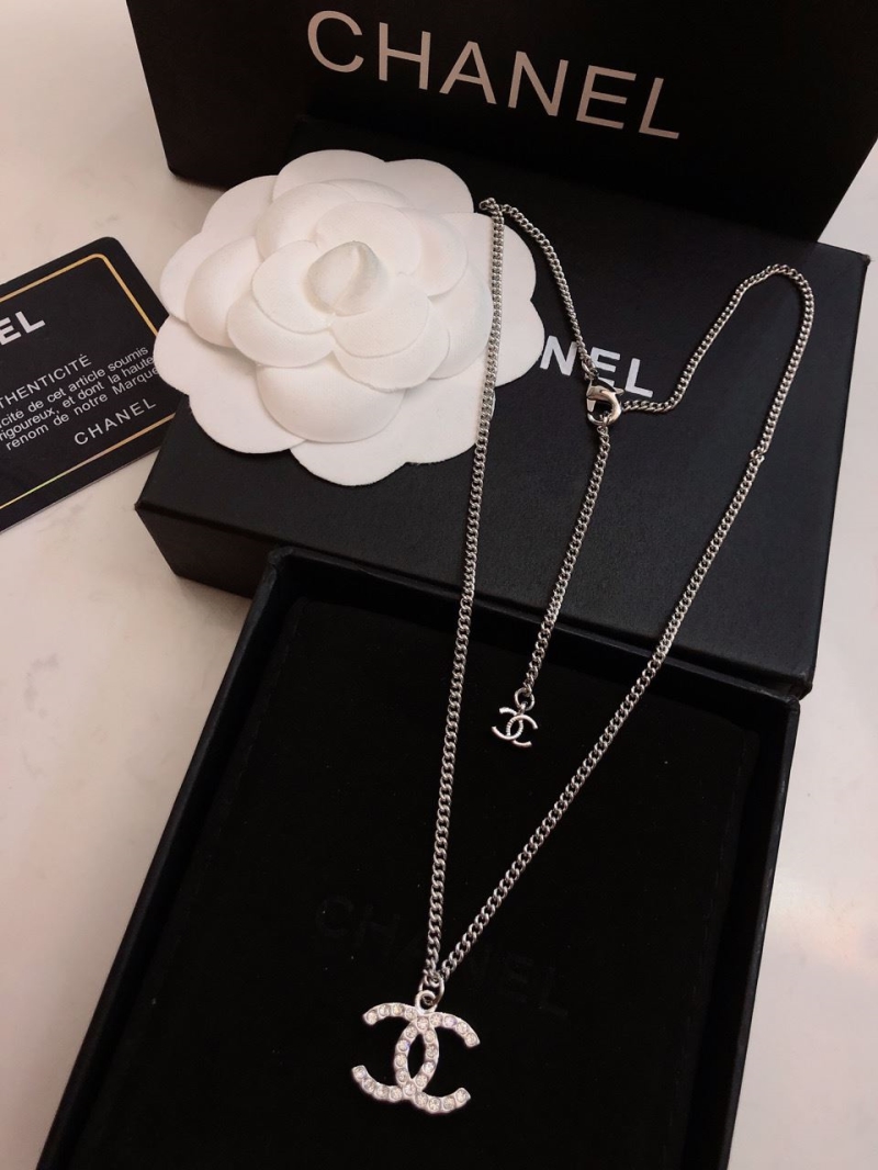 Ch**el necklaces